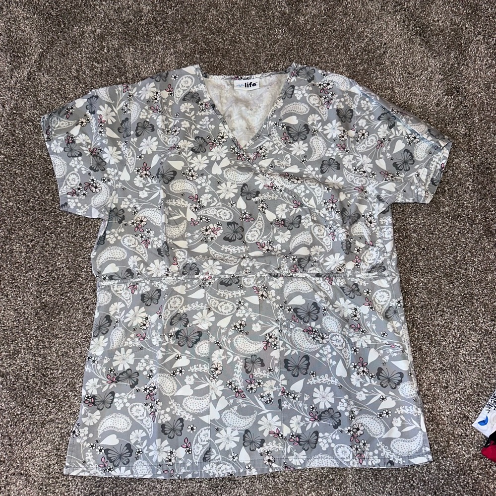 Women's Gray Paisley and Floral Medical Scrub Top